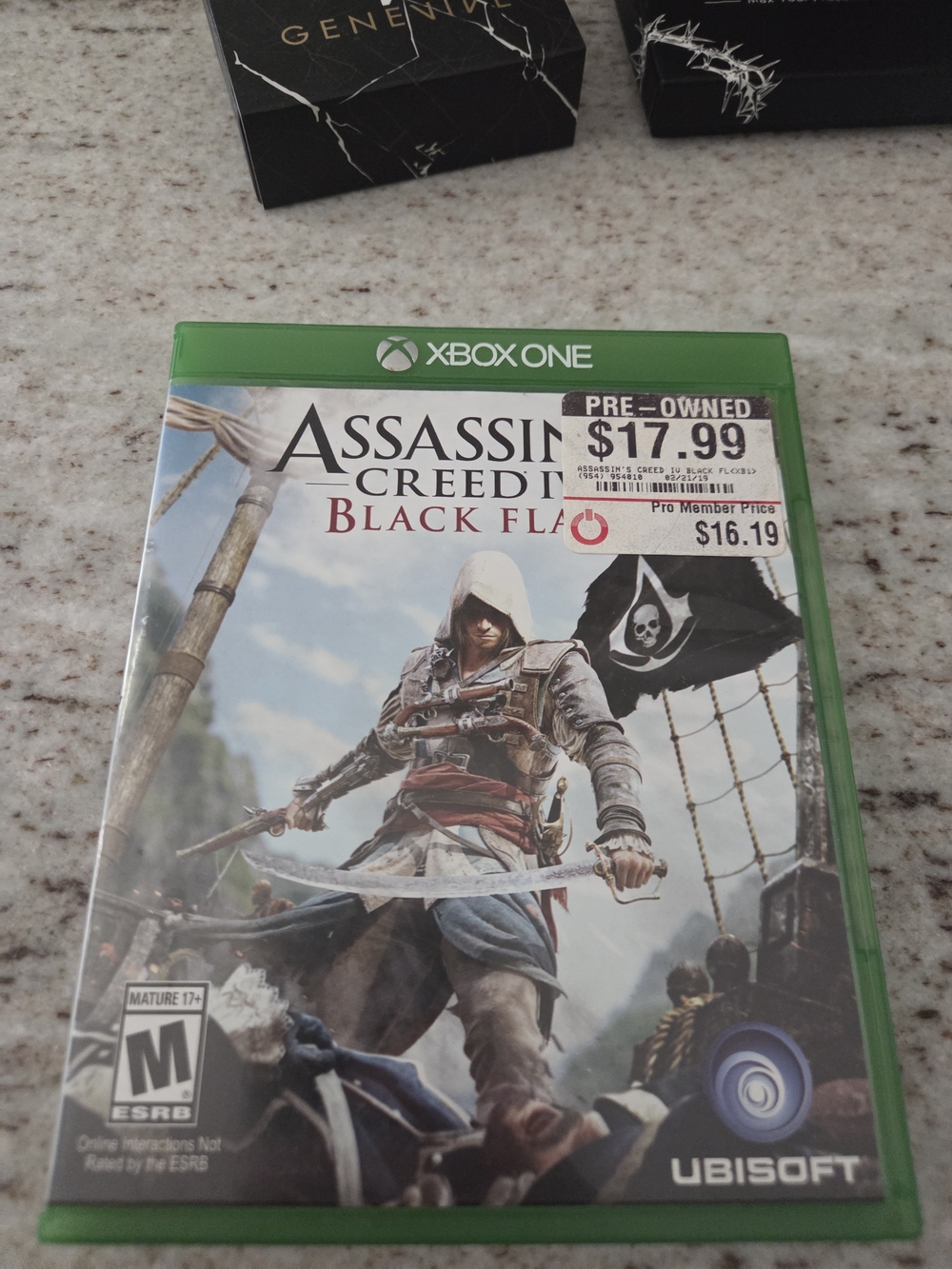 Assassin's Creed IV: Black Flag Xbox One - White, Black, Green